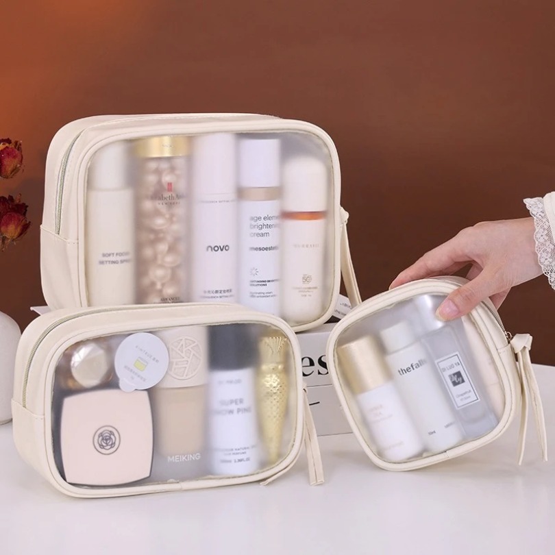 Ensemble de trousses de maquil - Luxury Skincare Samples avis et prix